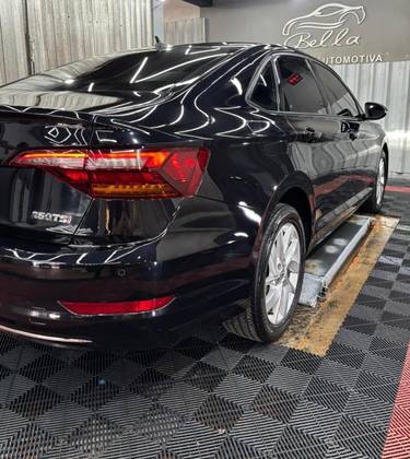 VOLKSWAGEN JETTA 1.4 250 TSI TOTAL FLEX COMFORTLINE TIPTRONIC VOLKSWAGEN JETTA 1.4 250 TSI TOTAL FLEX COMFORTLINE TIPTRONIC